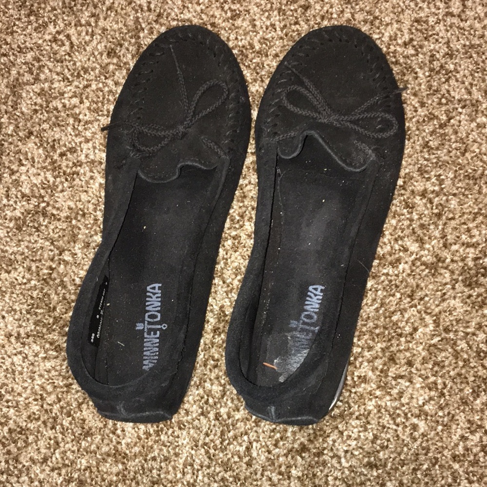 Black Minnetonka moccasins